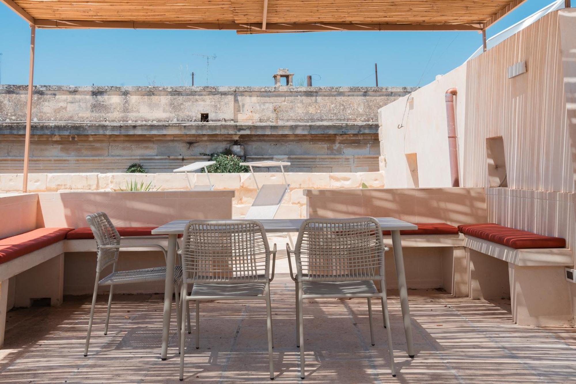 Margherita Apartment & Rooftop By Residence Colibri Lecce Zewnętrze zdjęcie