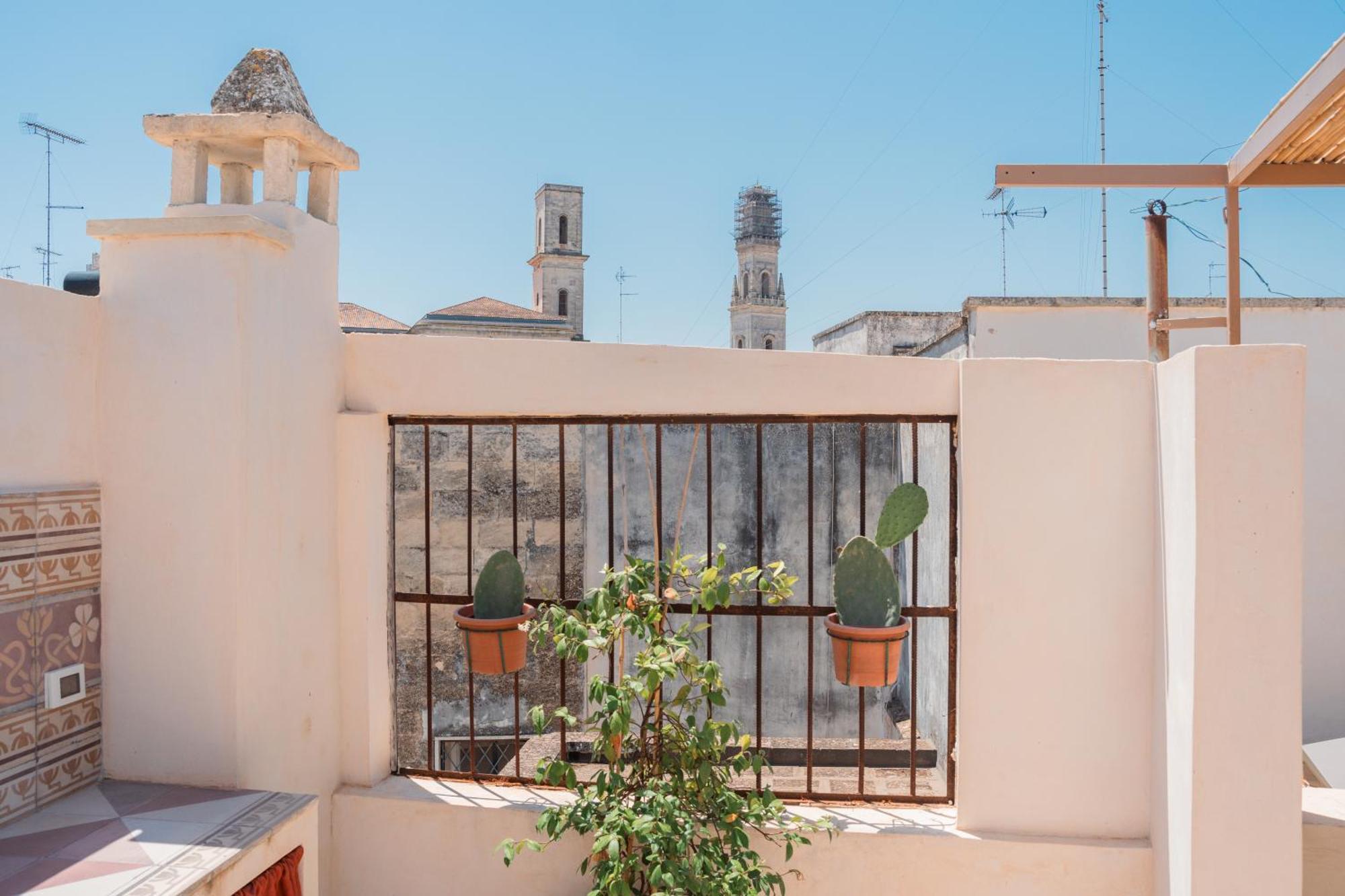 Margherita Apartment & Rooftop By Residence Colibri Lecce Zewnętrze zdjęcie