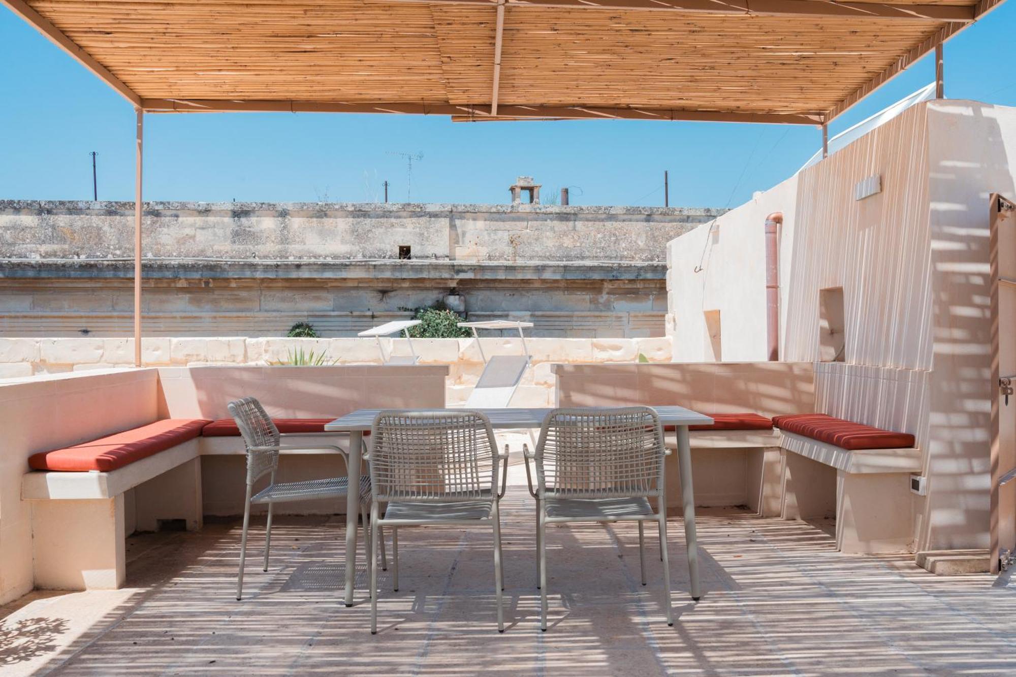 Margherita Apartment & Rooftop By Residence Colibri Lecce Zewnętrze zdjęcie